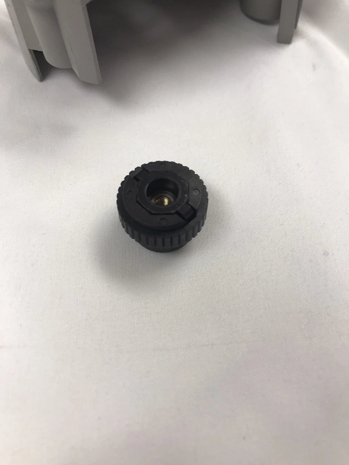 Agilent G1513-40000 Standard Turret (low density) Used with Series 7683 Sampler