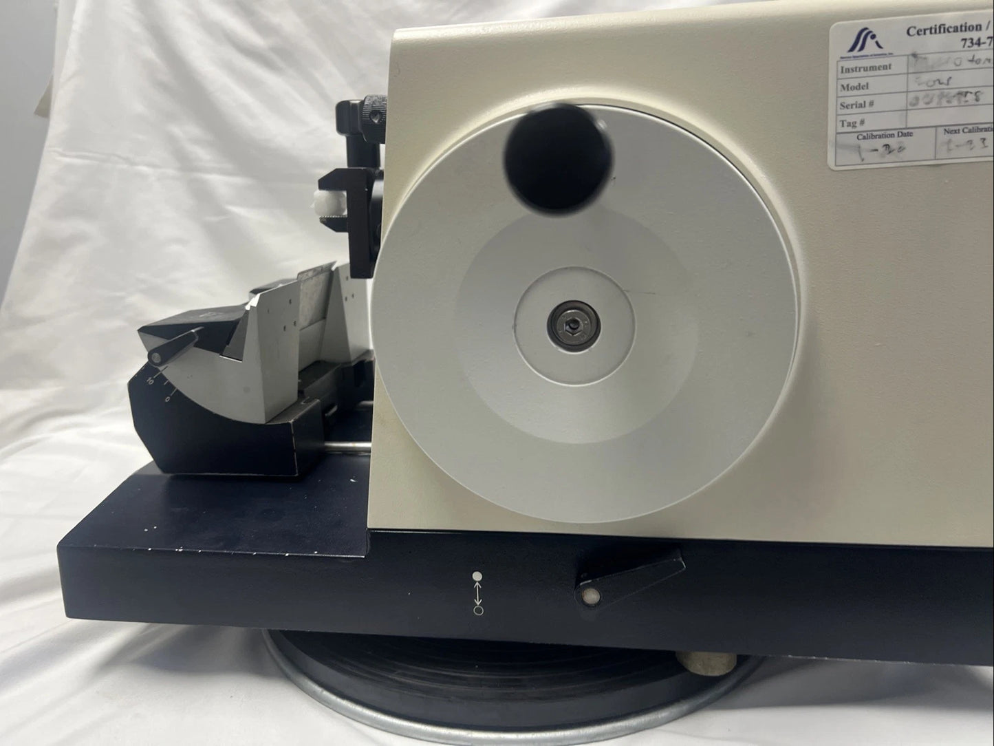 Leica  RM 2025 Manual Rotary Microtome 045728686 with Blade Holder warranty video