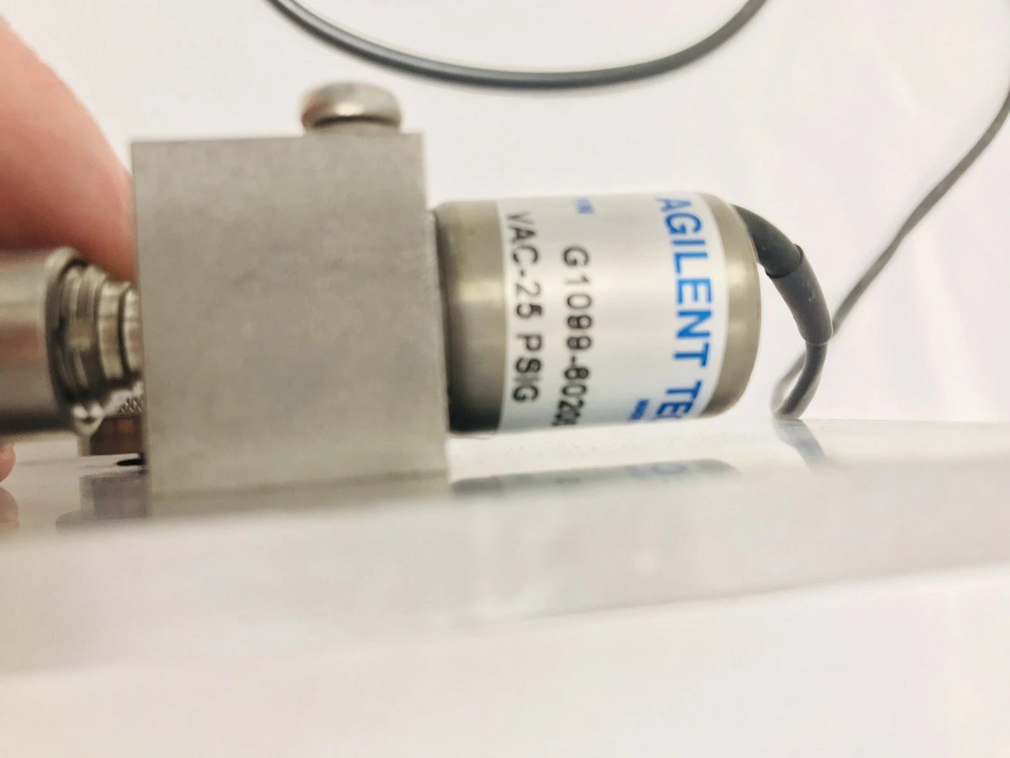 Agilent HP G1099-60205 GCMS 5973 EI performance turbo calibration valve assembly