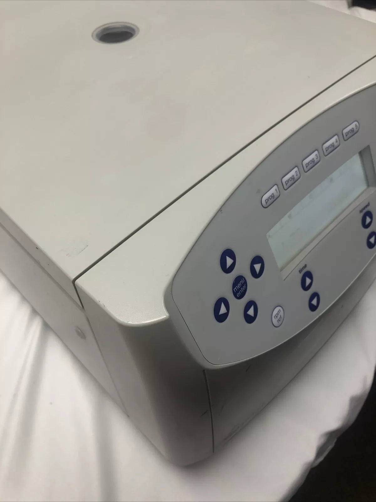 Eppendorf AG 5430 V4.3 Centrifuge w/Rotor/Lid FA-45-30-11 Tested Working Video