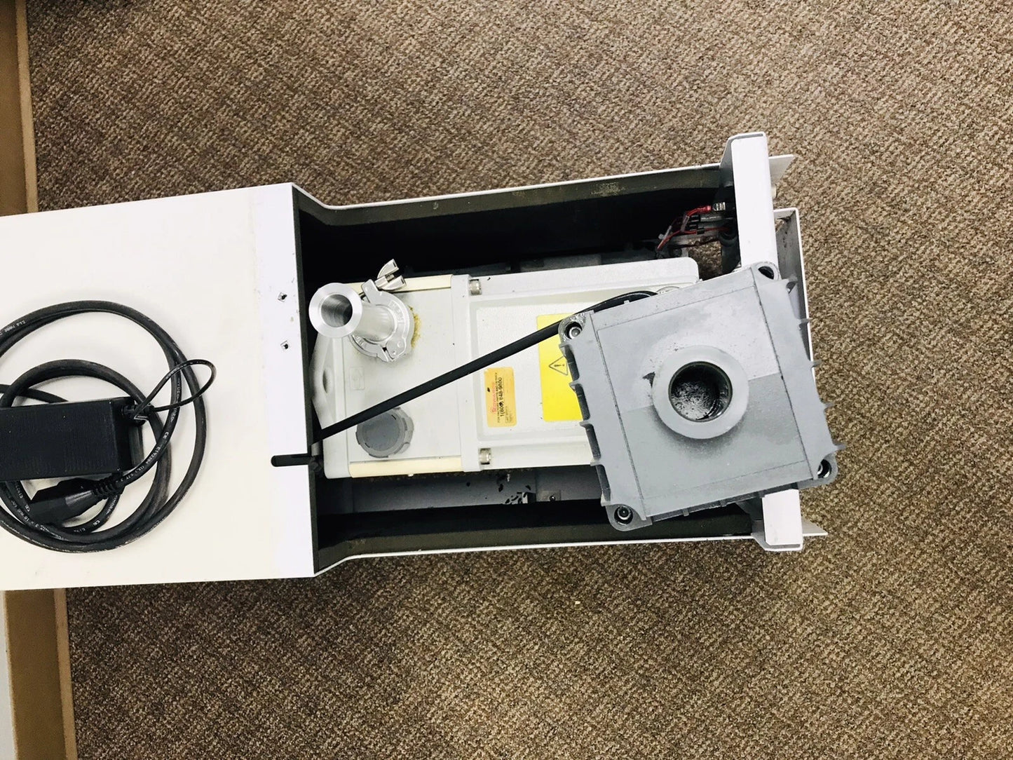 Edwards 30 E2M30 Dual Stage Vacuum Pump w/ Agilent G3199B Quiet Cover II + EMF20