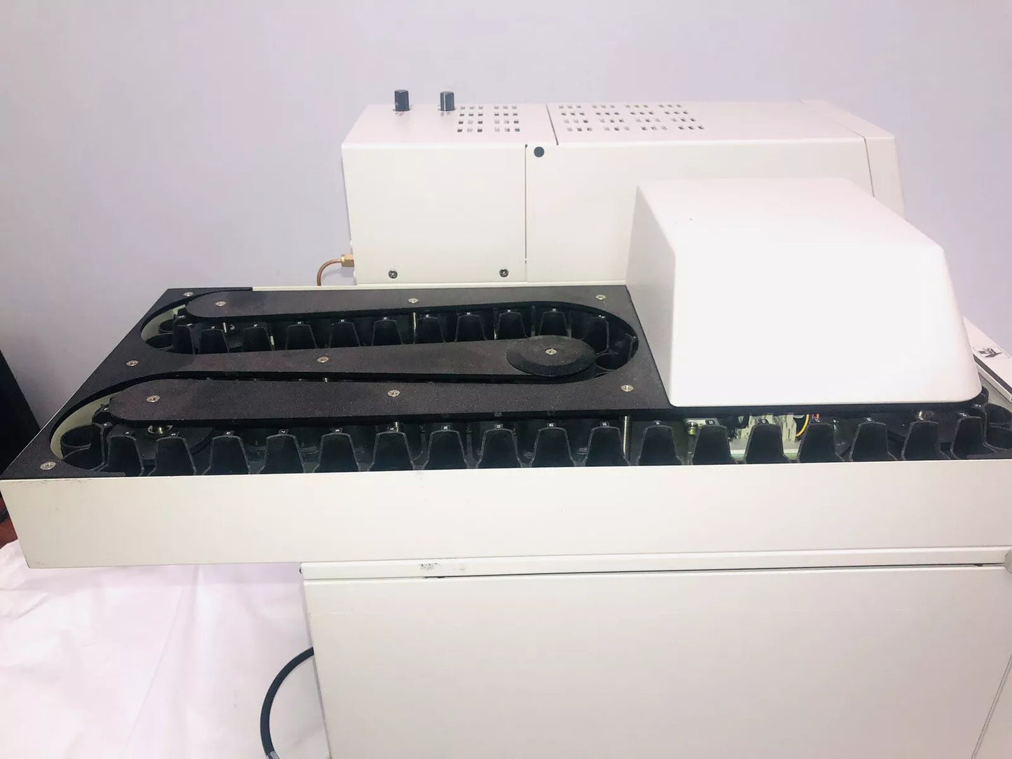 Agilent G1888 Network Headspace Sampler G1888A Power Up Tested Video