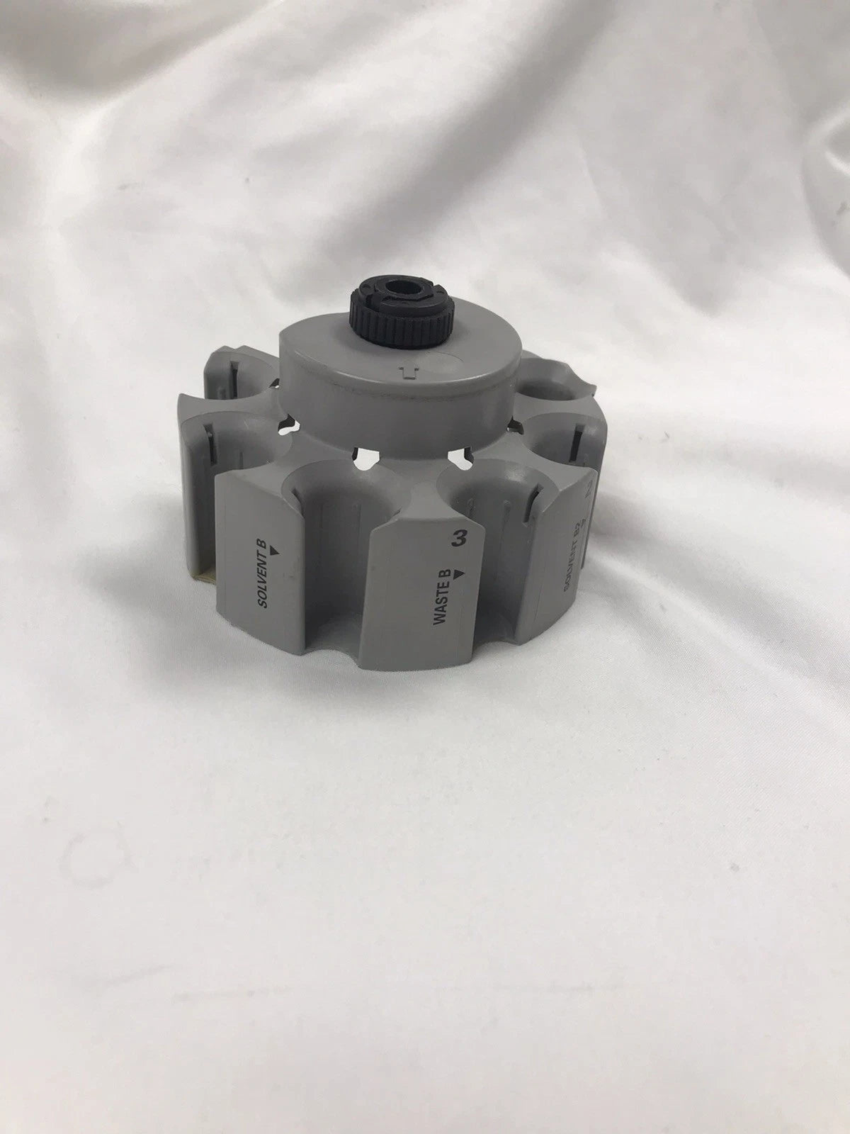 Agilent G1513-40000 Standard Turret (low density) Used with Series 7683 Sampler