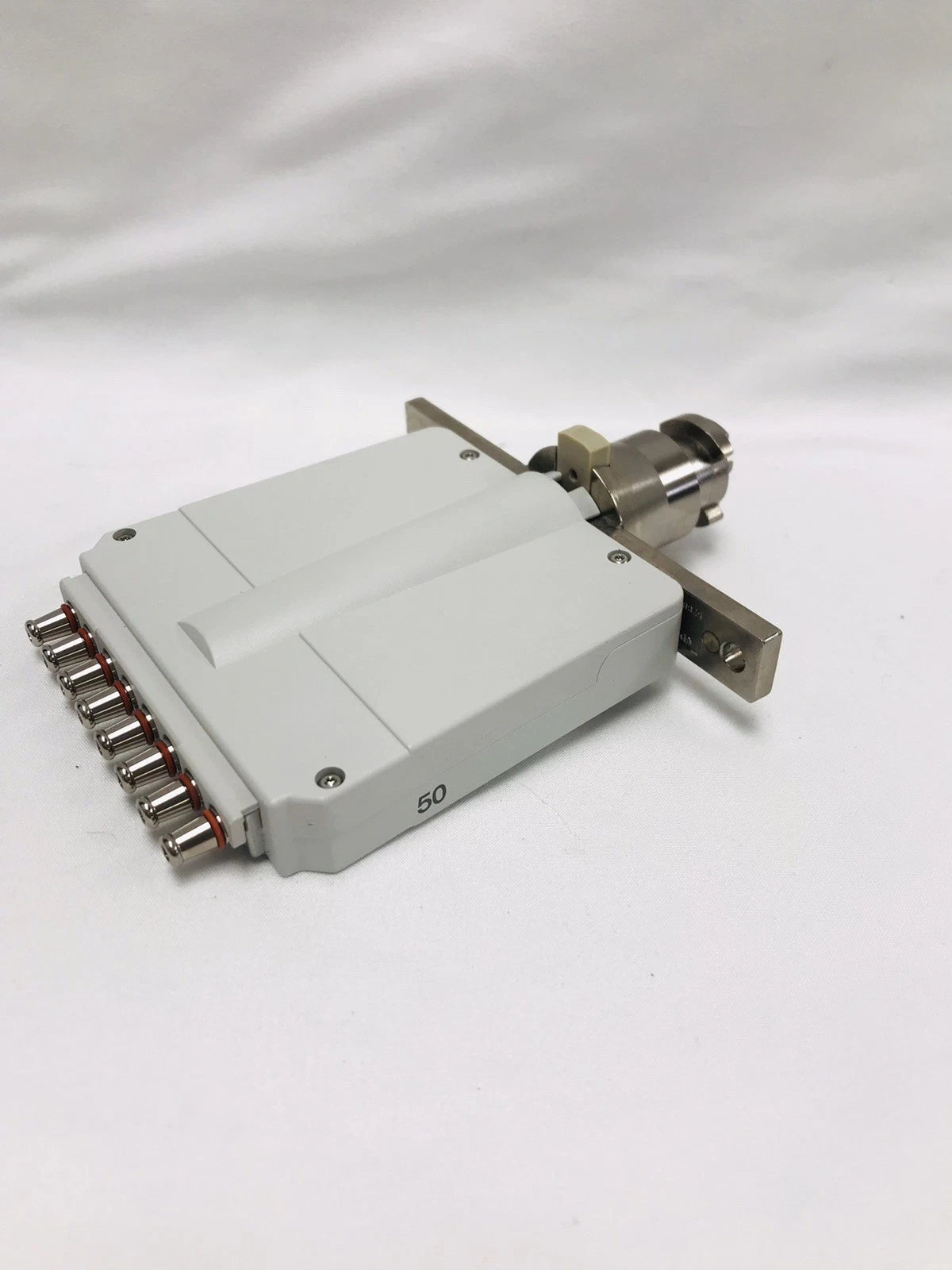 Eppendorf 960001044 epMotion TM 50-8 Dispensing Tool 8-Channel 1-50 uL