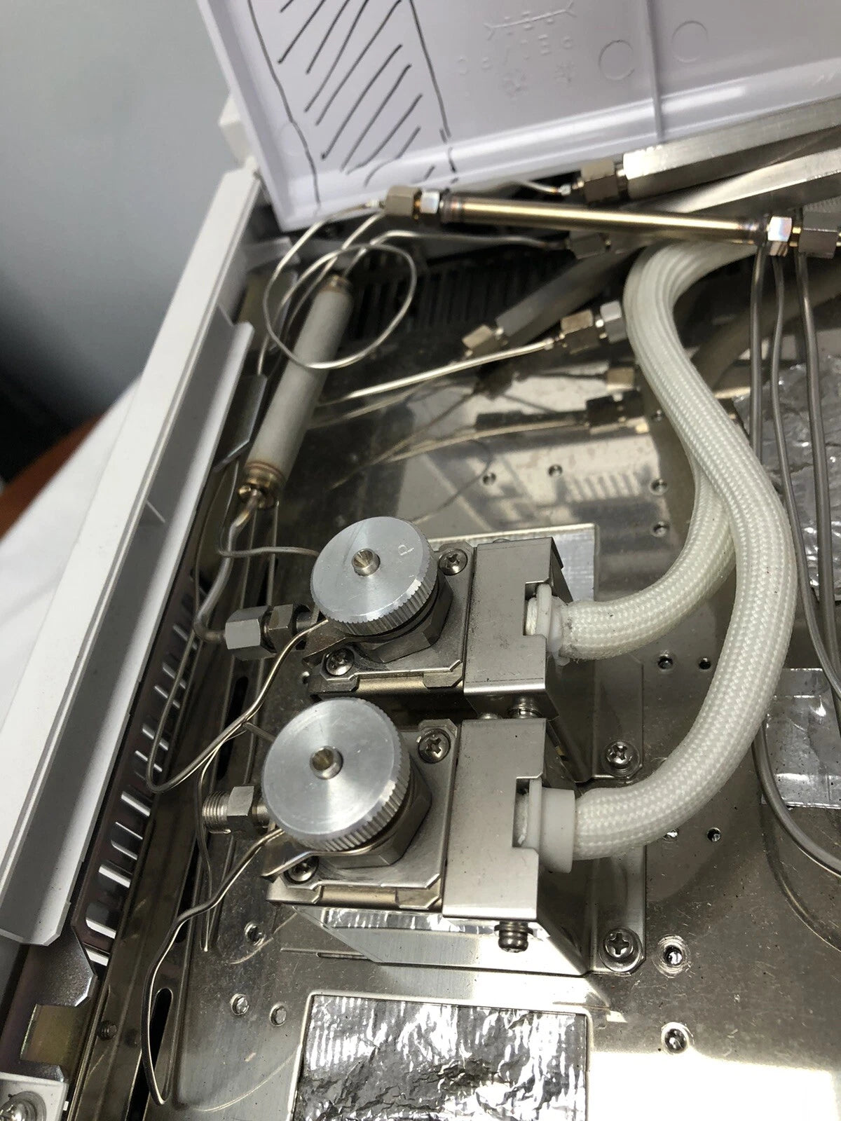Shimadzu Gas Chromatograph GC-2010 Plus With Ionization Detector