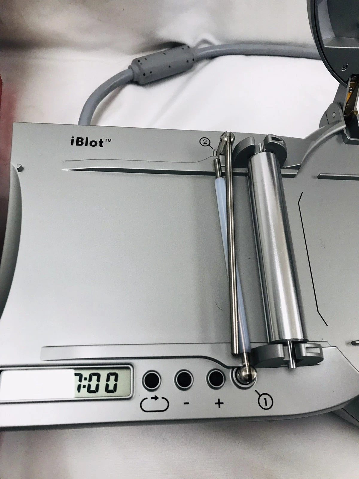 Invitrogen IBlot gel transfer device Western blot module blotting I-blot