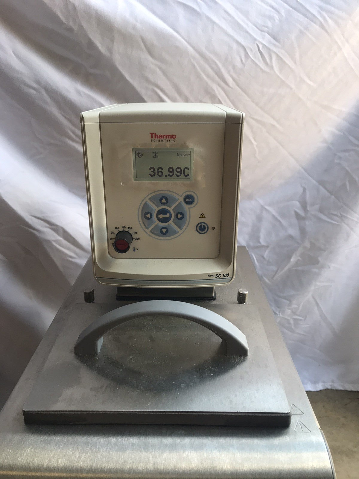 Thermo Scientific Haake A10 Recirculating Chiller with Haake SC 100 Controller