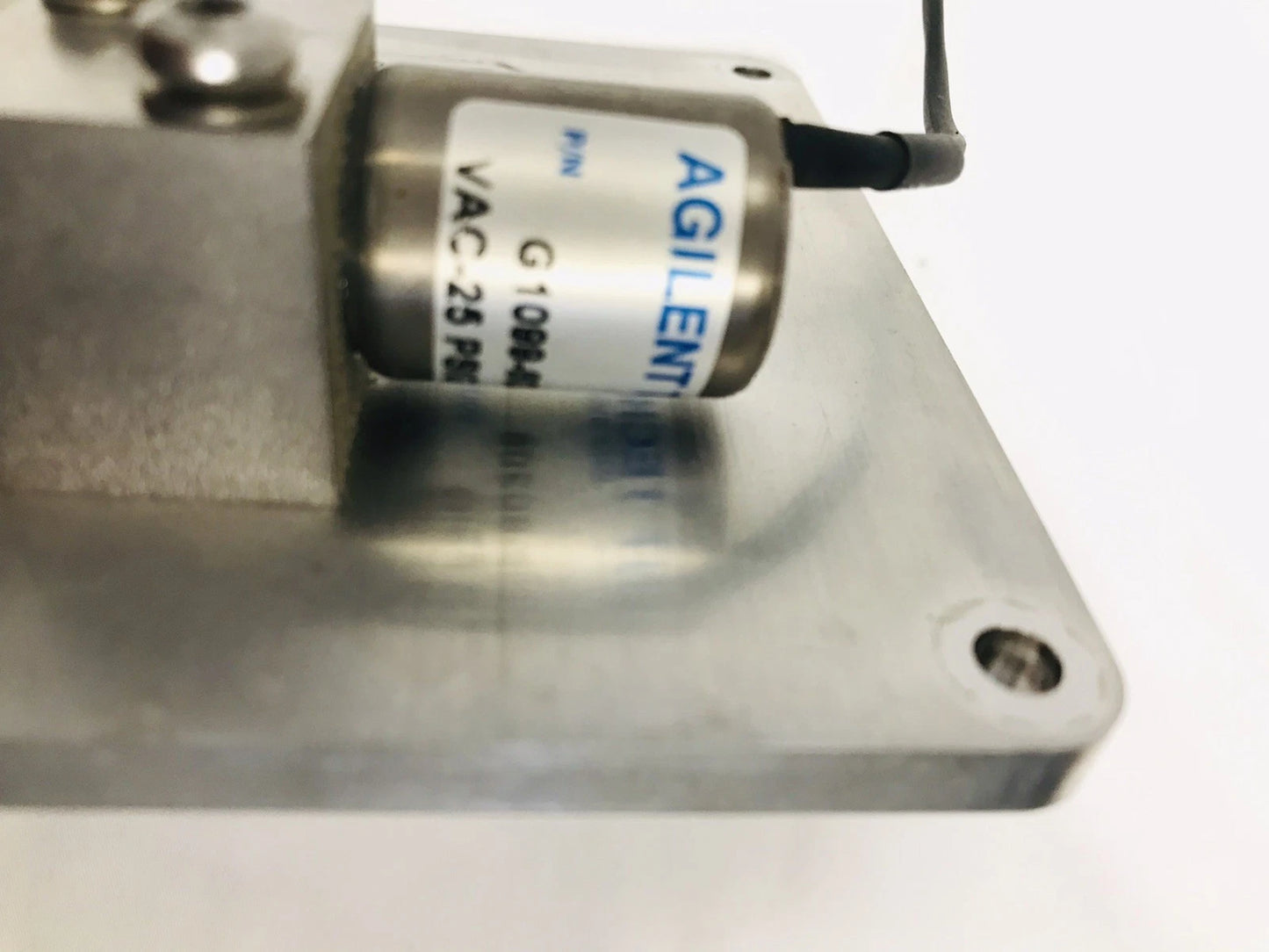 Agilent HP G1099-60205 GCMS 5973 EI performance turbo calibration valve assembly