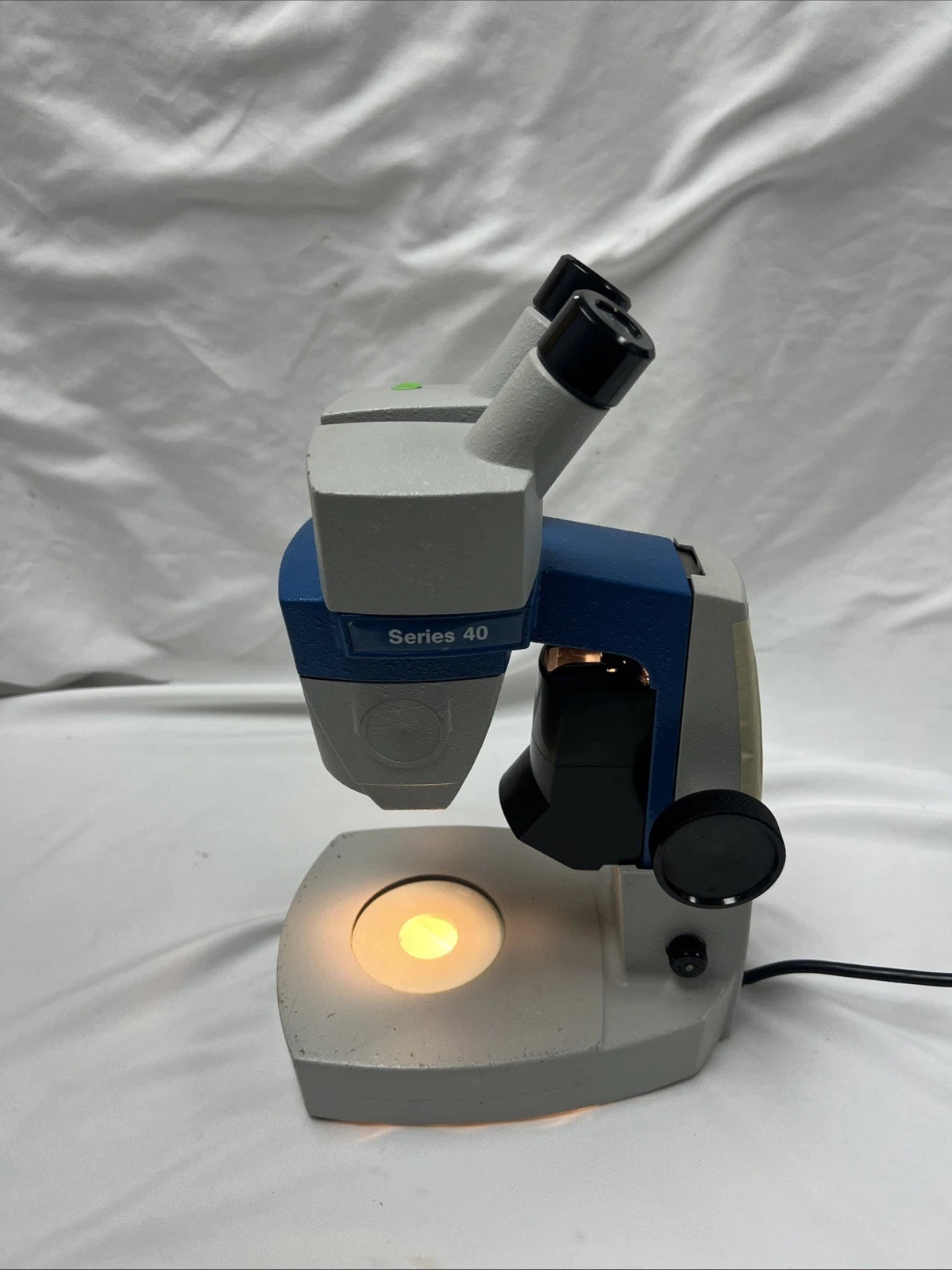 Reichert-Jung Series 40 Stereoscopic Teaching Microscope WELL MAINTAINED