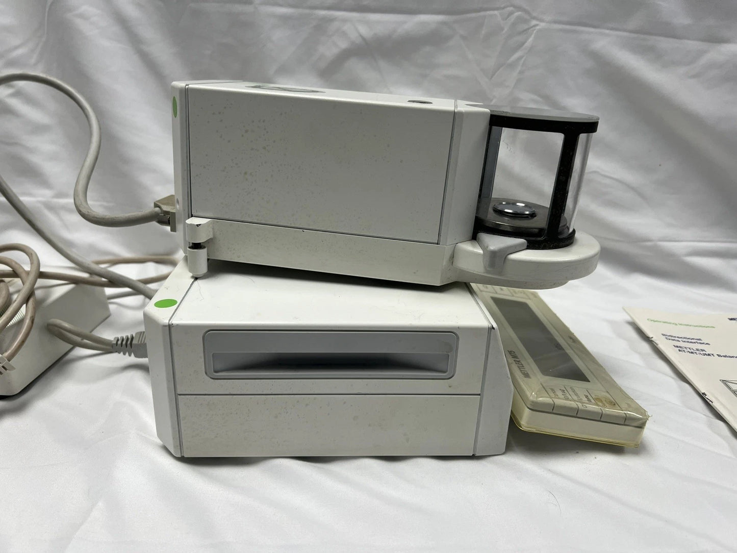 Mettler Toledo MT5 Micro Analytical Balance - Mettler Toledo MT5 Ultra Microbalance 5 1g x 1µg