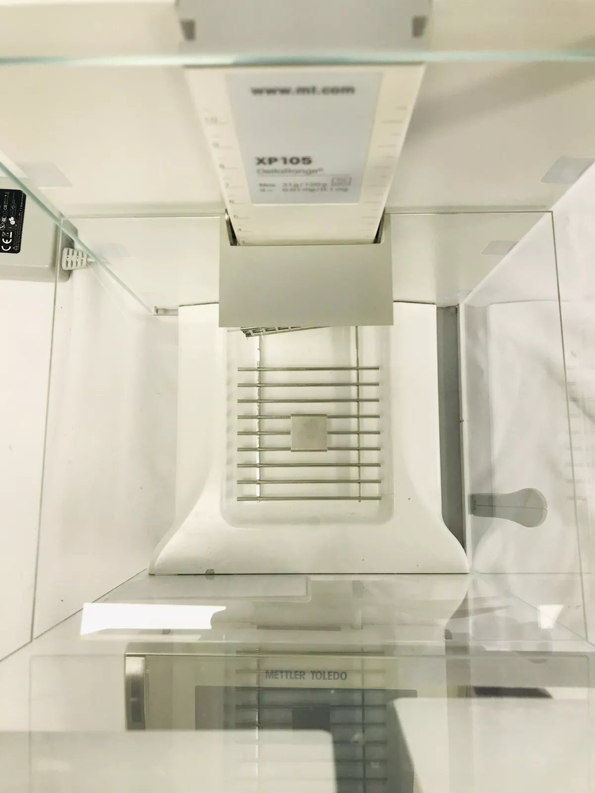Mettler Toledo XP105DR Semi Micro Analytical Balance X105TDR High Precision 40g