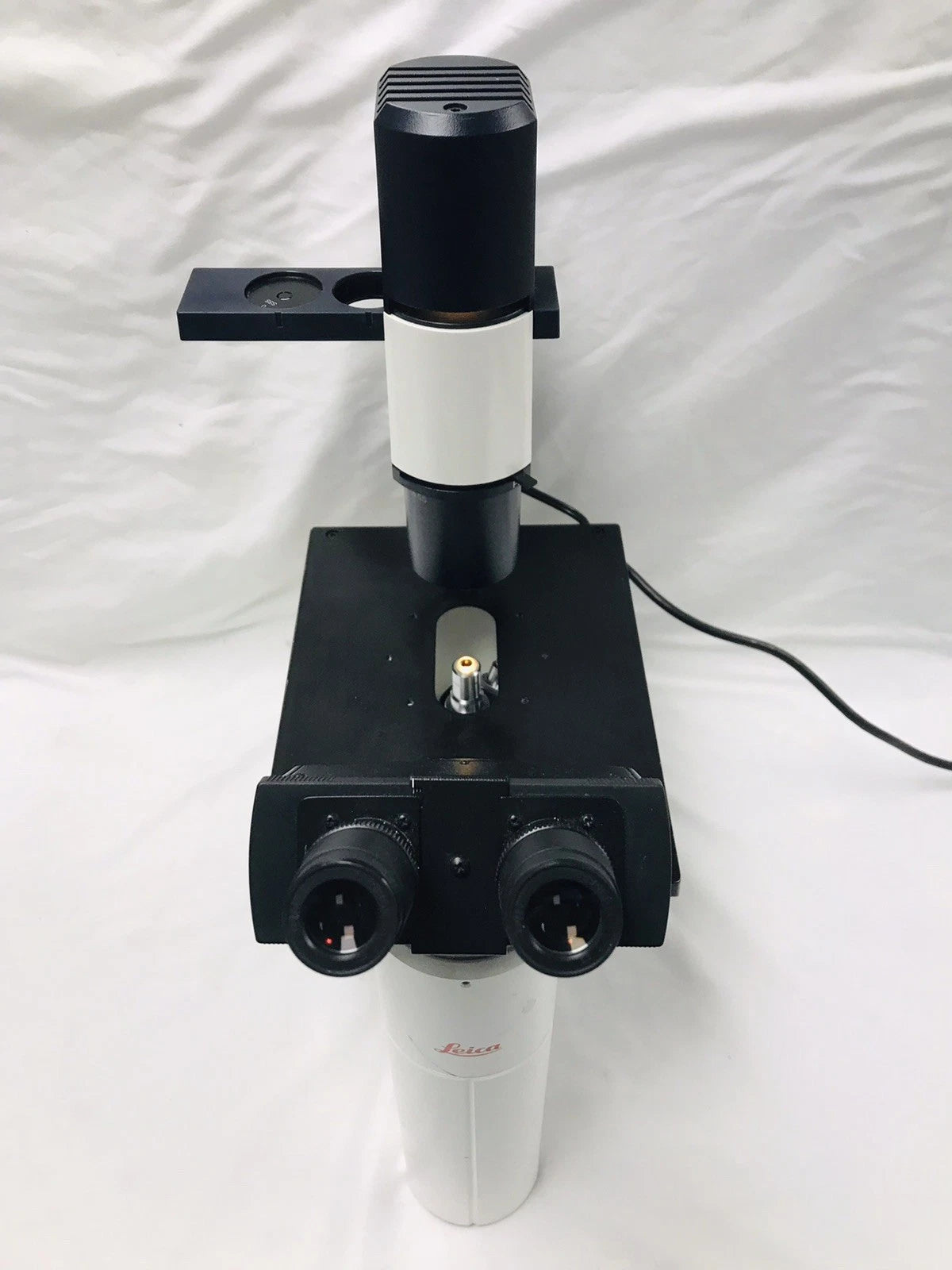Leica Leitz DM IL Inverted Microscope w/ 4 Objectives Phase Contrast Phaco 1a