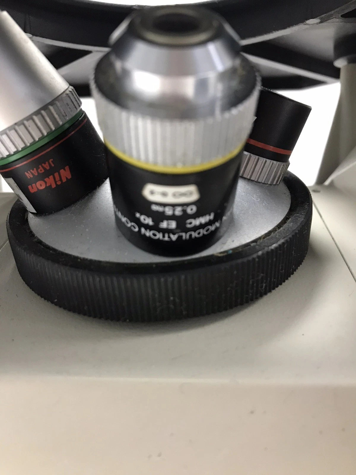 Nikon Inverted Microscope TMS with 3 Objectives AS-IS Parts / Repair 4x 10x 20x