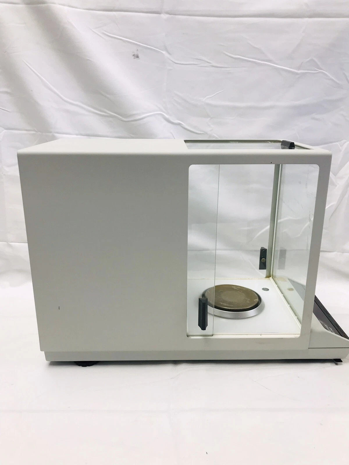 Mettler AE240 AE 240 Digital Lab Scale Balance Analytical Delta Range 0.1 mg