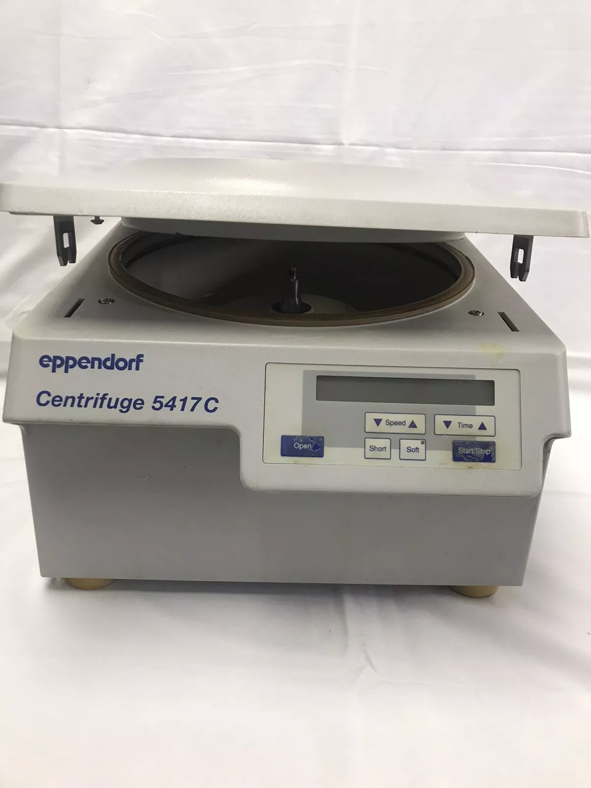 Eppendorf 5417C Centrifuge NO POWER No rotor for parts or repair