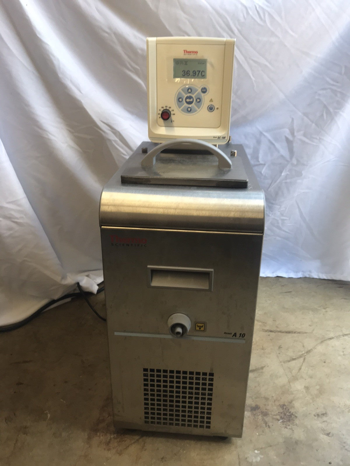 Thermo Scientific Haake A10 Recirculating Chiller with Haake SC 100 Controller