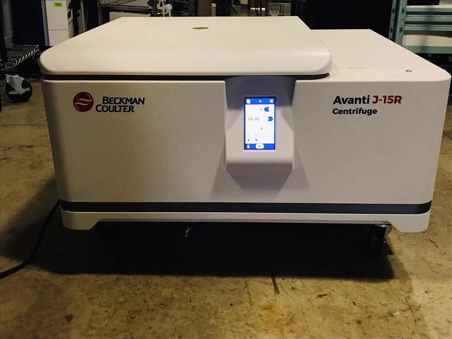Beckman Coulter Avanti J-15R Refrigerated Centrifuge w/ JS-4.750 Rotor + Adapter