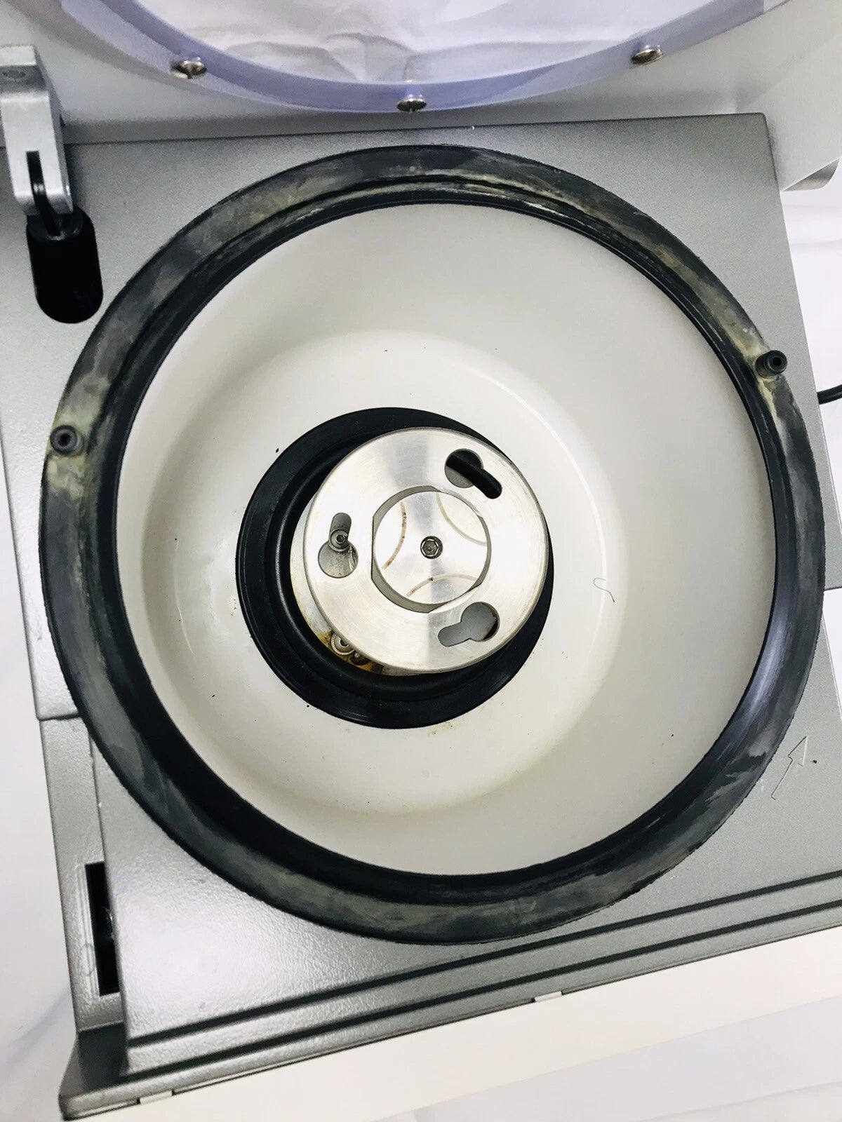 Roche MagNA Lyser Benchtop Homogenizer