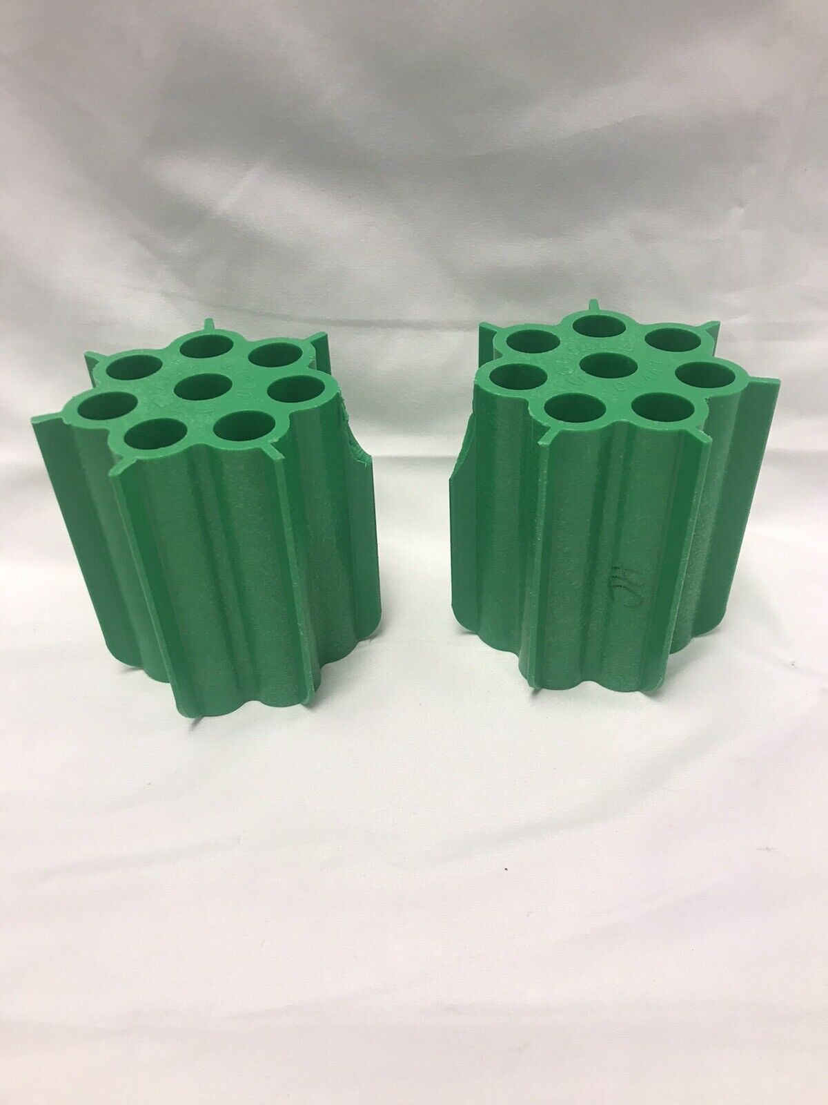 Lot of 2 Slightly Damaged Sorvall 00447 Adapter 15mL 17x120mm Conical 8-place