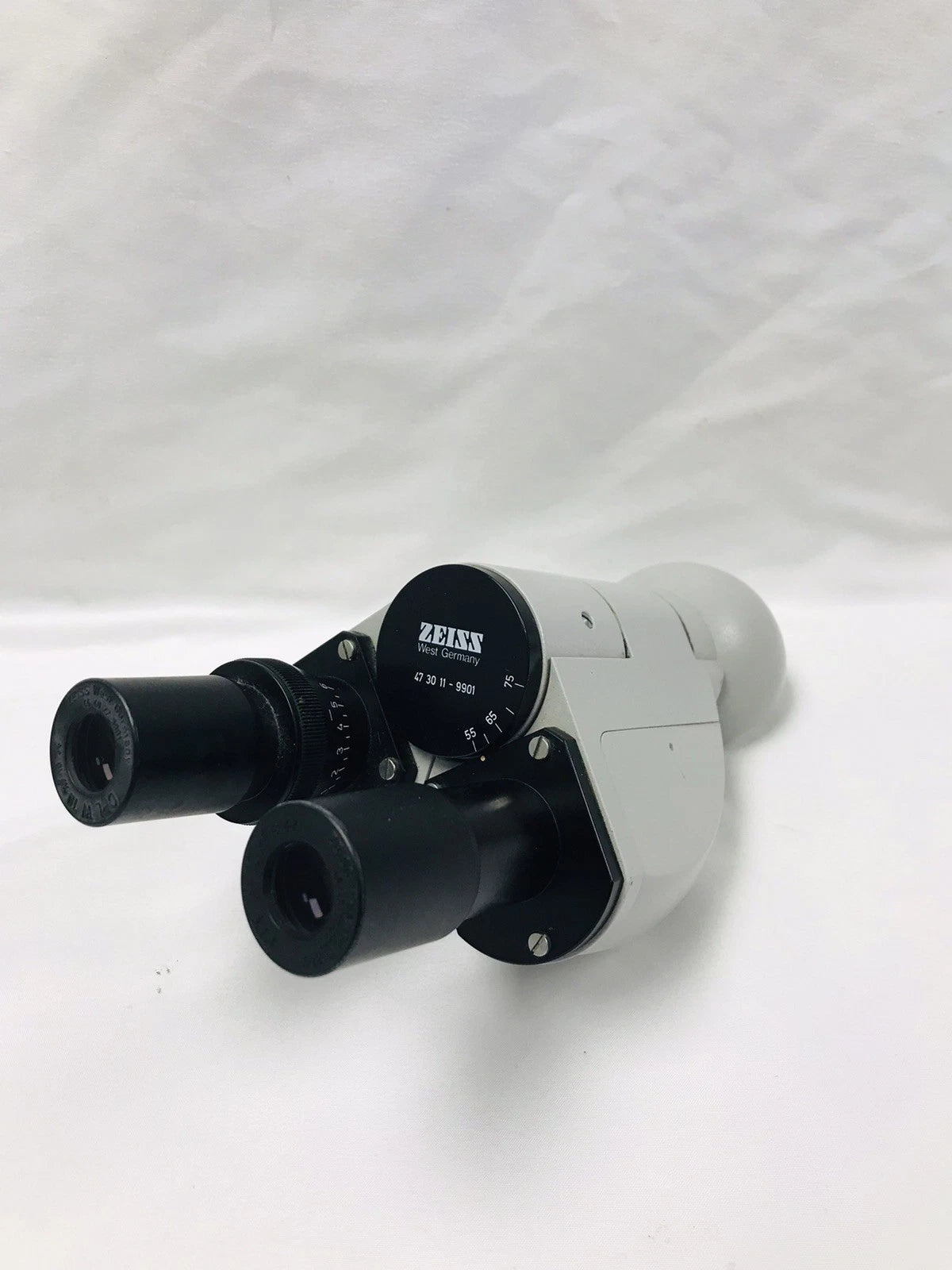 Carl Zeiss 47 30 11-9901 Binocular Head w/ Eyepieces Cpl W10X/18 46 40-22-9901