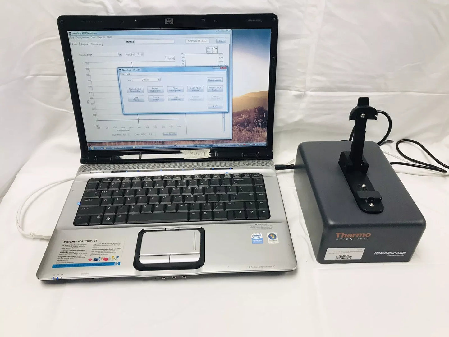 Thermo Scientific NanoDrop 3300 Fluorescence Fluorospectrometer ND-3300 UV - Vis