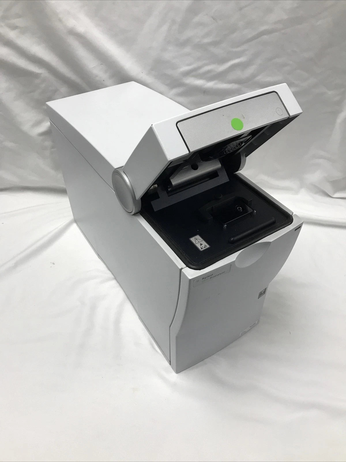 Agilent 2100 Bioanalyzer G2939A Caliper Labchip Chip Reader RNA/DNA Protein Cell