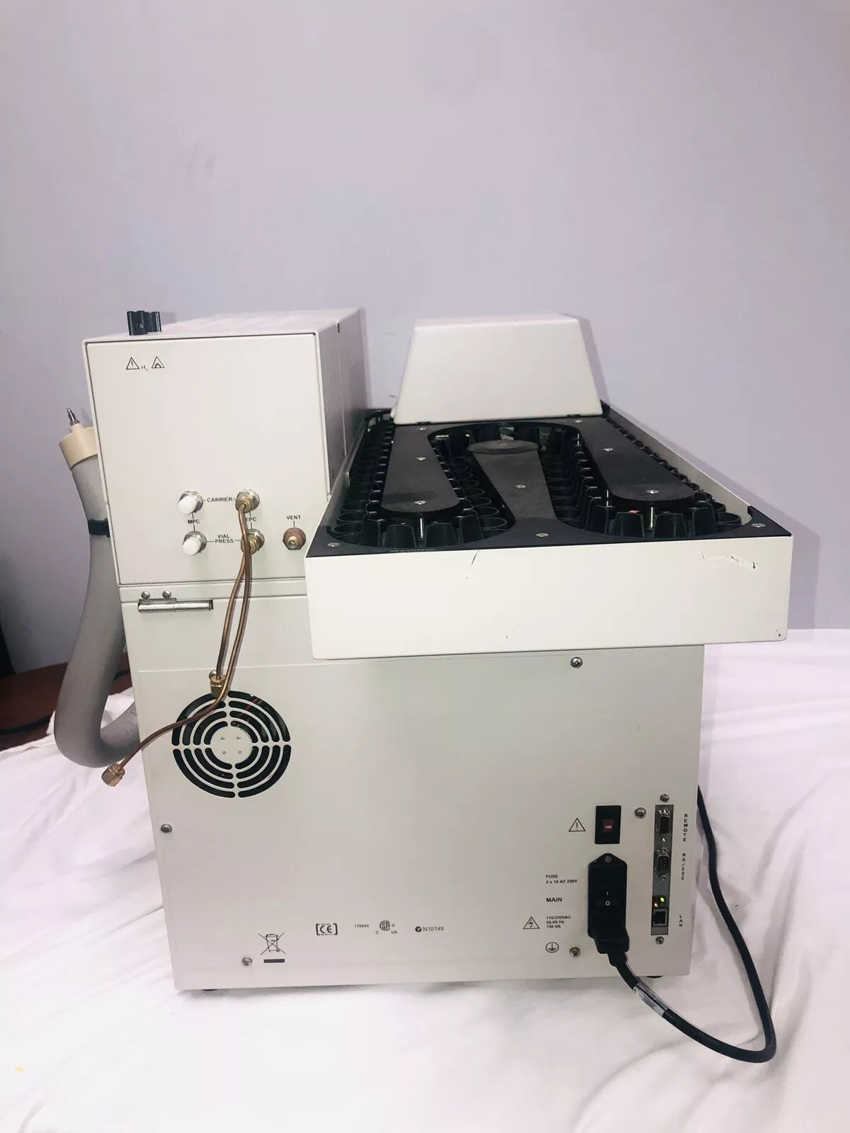 Agilent G1888 Network Headspace Sampler G1888A Power Up Tested Video