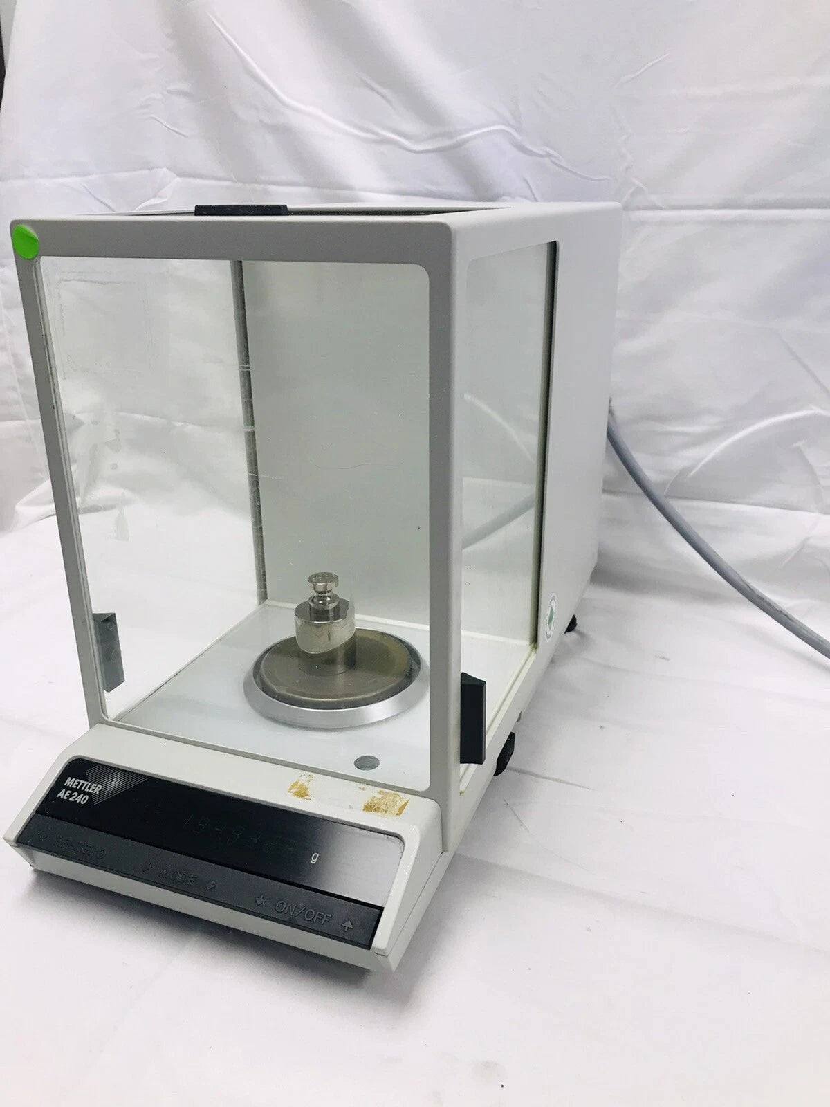 Mettler AE240 AE 240 Digital Lab Scale Balance Analytical Delta Range 0.1 mg