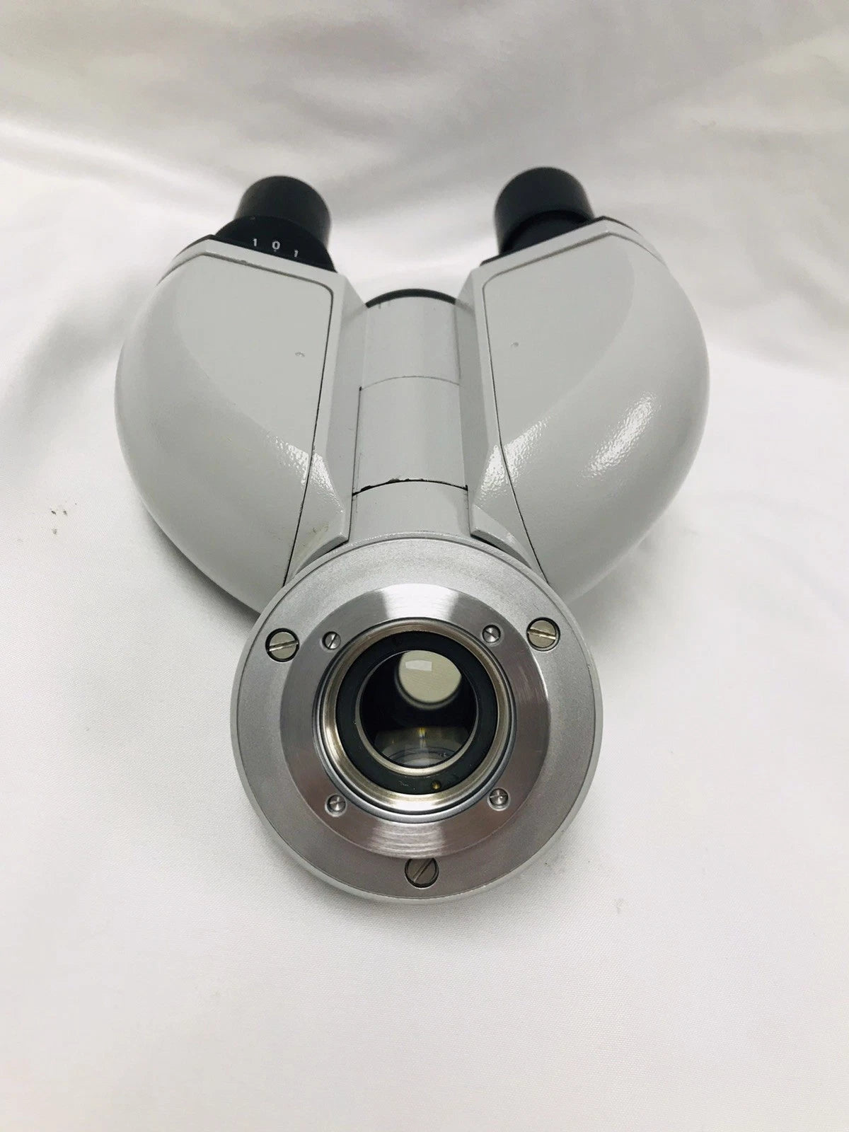 Carl Zeiss 47 30 11-9901 Binocular Head w/ Eyepieces Cpl W10X/18 46 40-22-9901