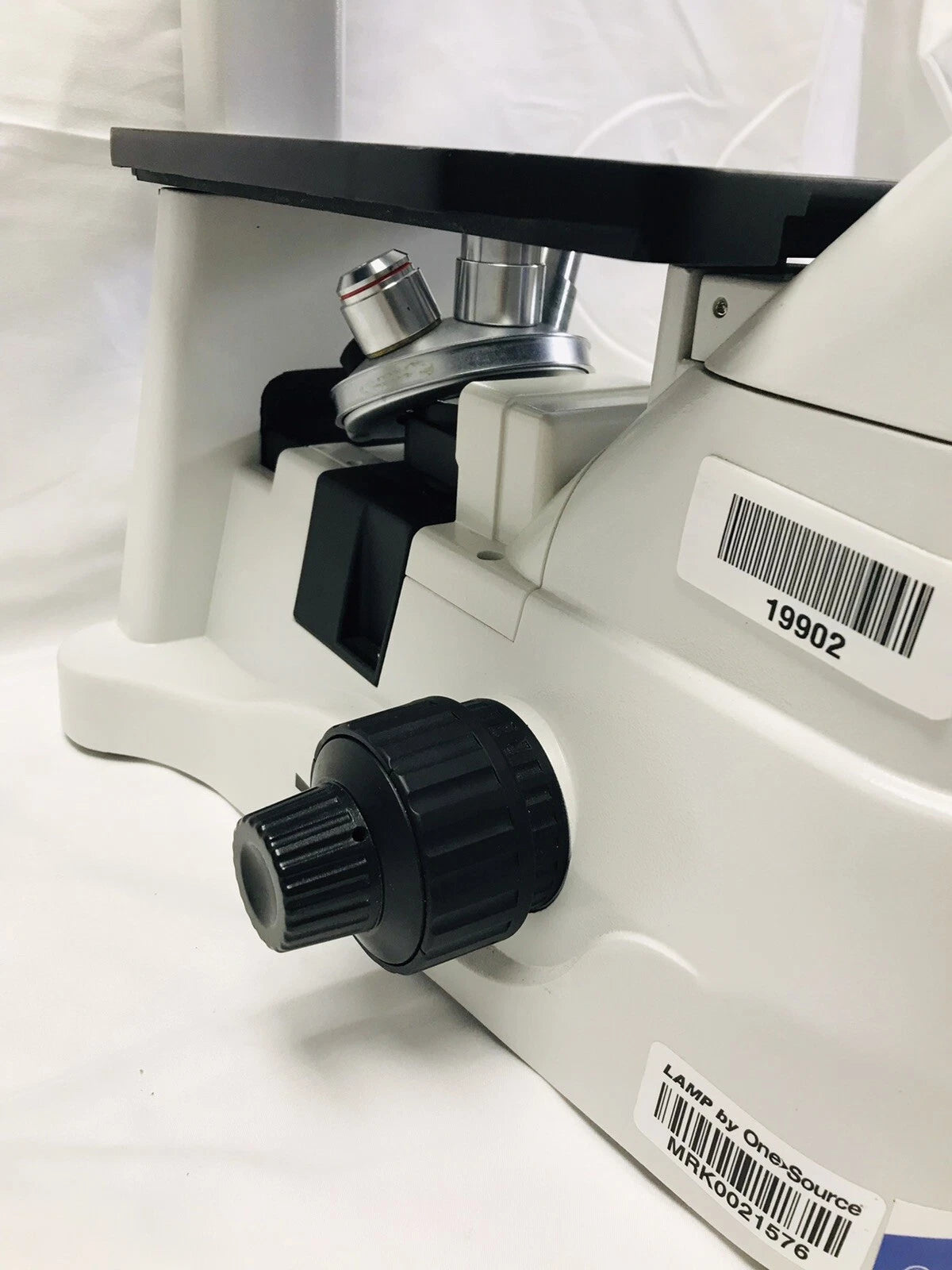 Fisher Micromaster Inverted Microscope 12575250 w/4x 10x 20x Objectives