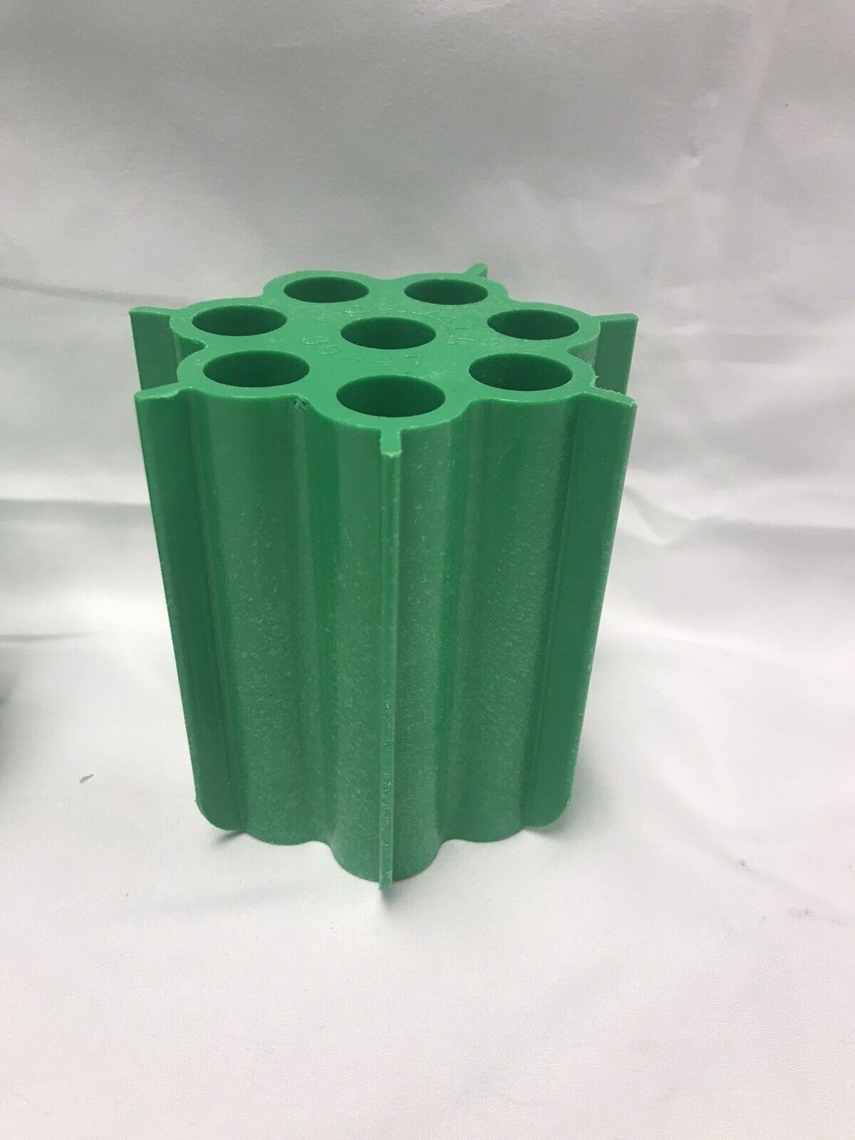 Lot of 2 Slightly Damaged Sorvall 00447 Adapter 15mL 17x120mm Conical 8-place