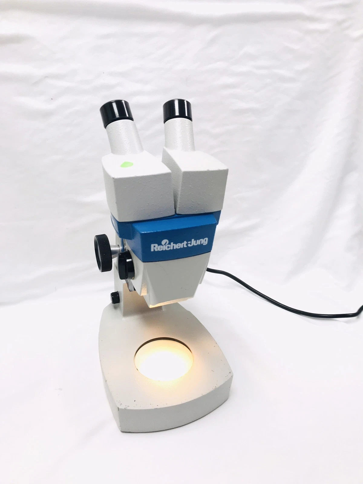 Reichert-Jung Series 40 Stereoscopic Teaching Microscope WELL MAINTAINED