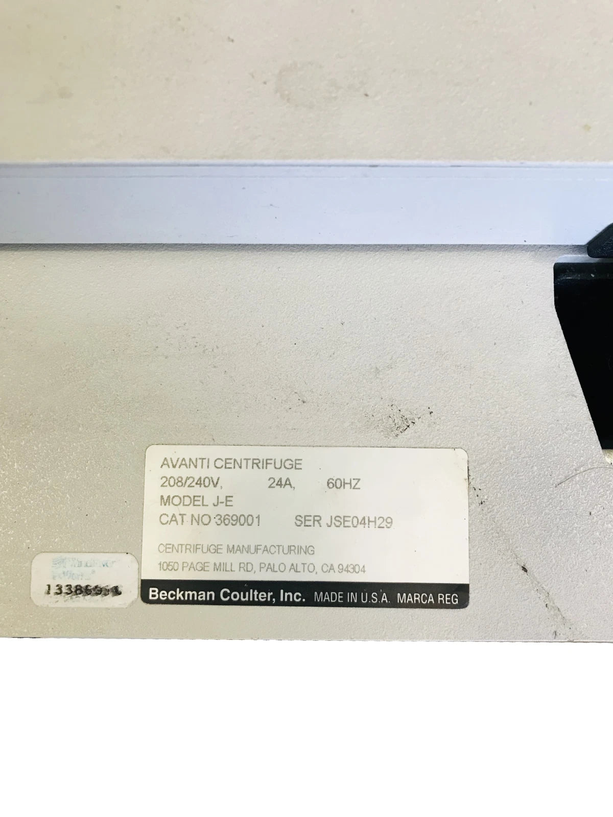 Beckman Coulter Avanti J-E Refrigerated Centrifuge For Parts No Rotor