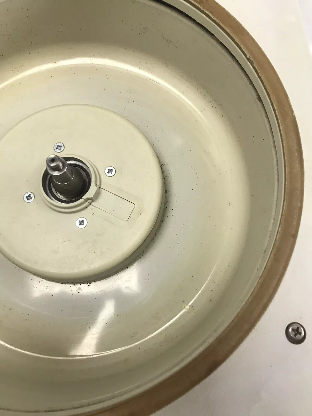 Eppendorf 5417C Centrifuge NO POWER No rotor for parts or repair