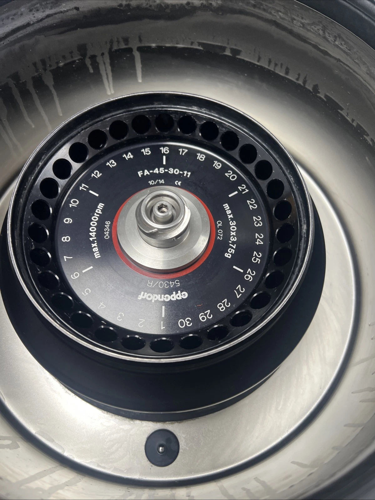 Eppendorf 5430R Refrigerated Centrifuge With FA-45-30-11 Rotor and Lid Tested