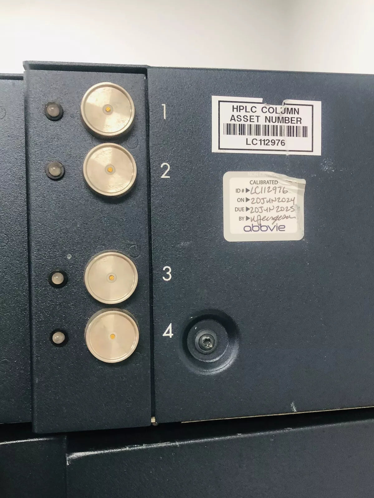 Waters ACQUITY Ultra Performance UPLC TUV Detector Binary Sample Column Manager