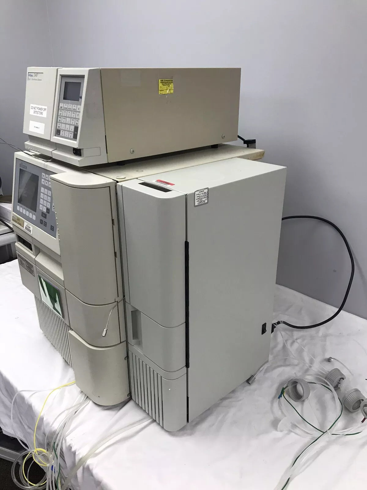 Waters Alliance 2695 HPLC Separations Module & 2497 DAD Detector & Column Heater