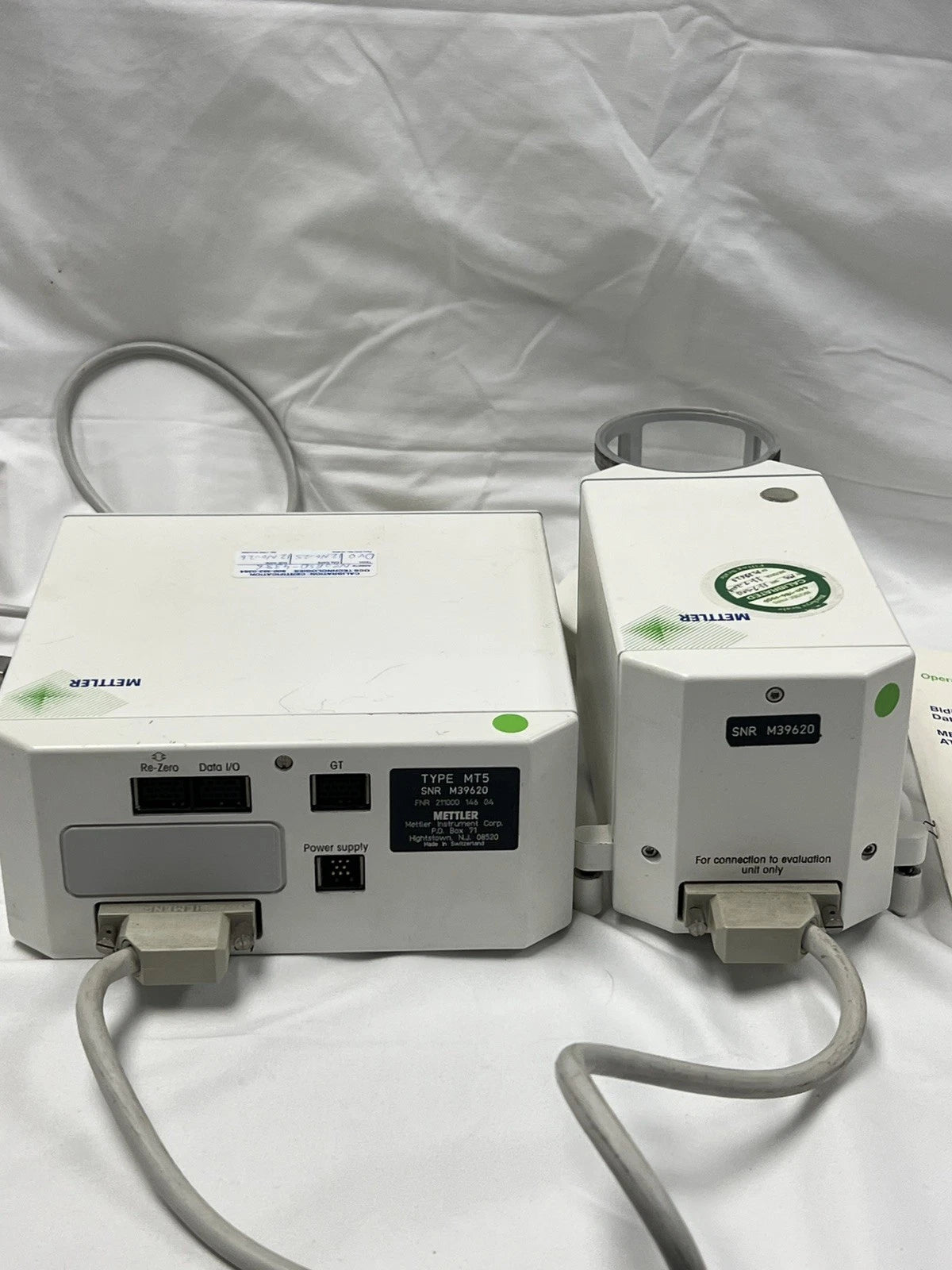 Mettler Toledo MT5 Micro Analytical Balance - Mettler Toledo MT5 Ultra Microbalance 5 1g x 1µg