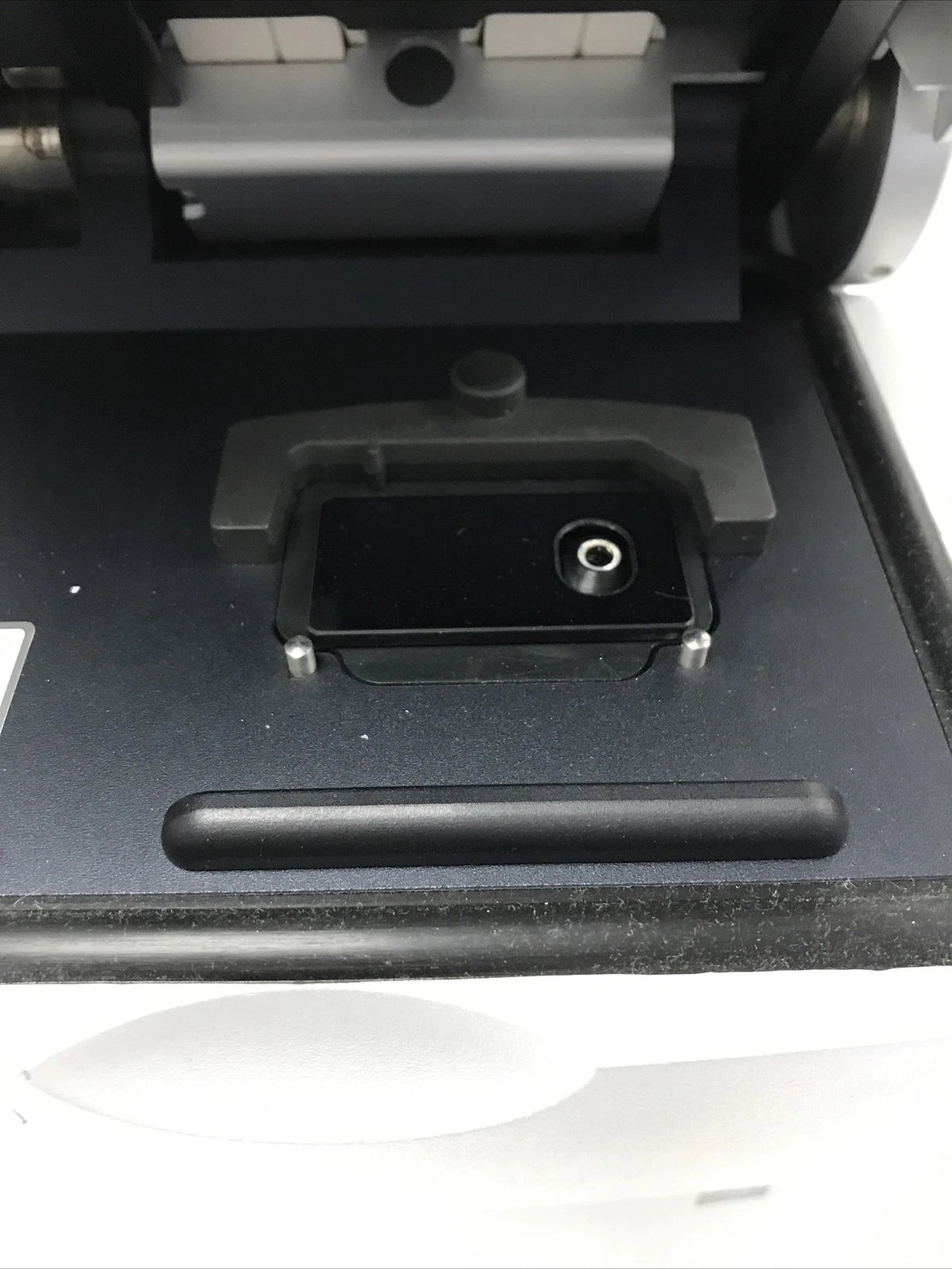 Agilent 2100 Bioanalyzer G2939A Caliper Labchip Chip Reader RNA/DNA Protein Cell