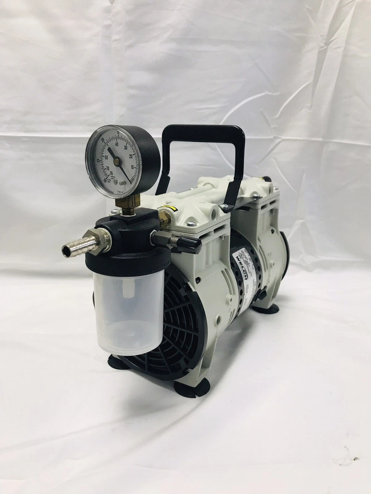 Welch 2561B-50 Piston Vacuum Pump 0.333 hp 1 Phase 115V AC Tested Working