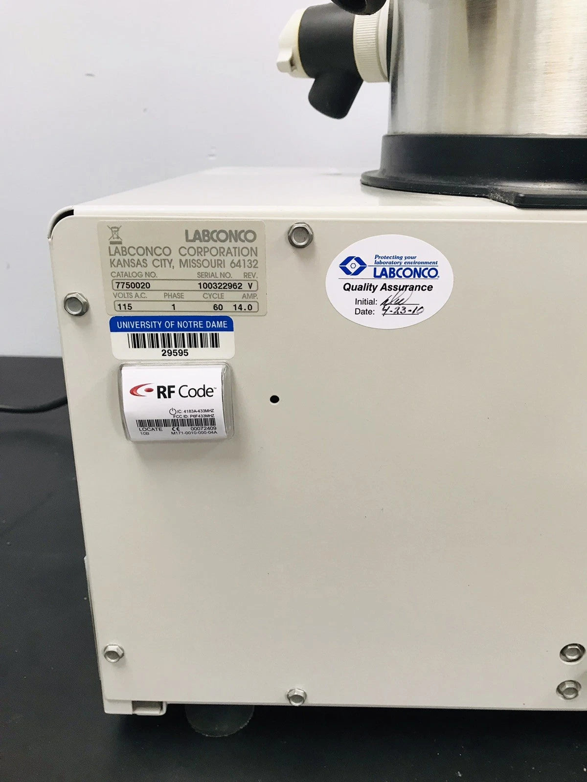 Labconco FreeZone 4.5 Liter Benchtop Freeze Dry System 7750020 10 Port Manifold