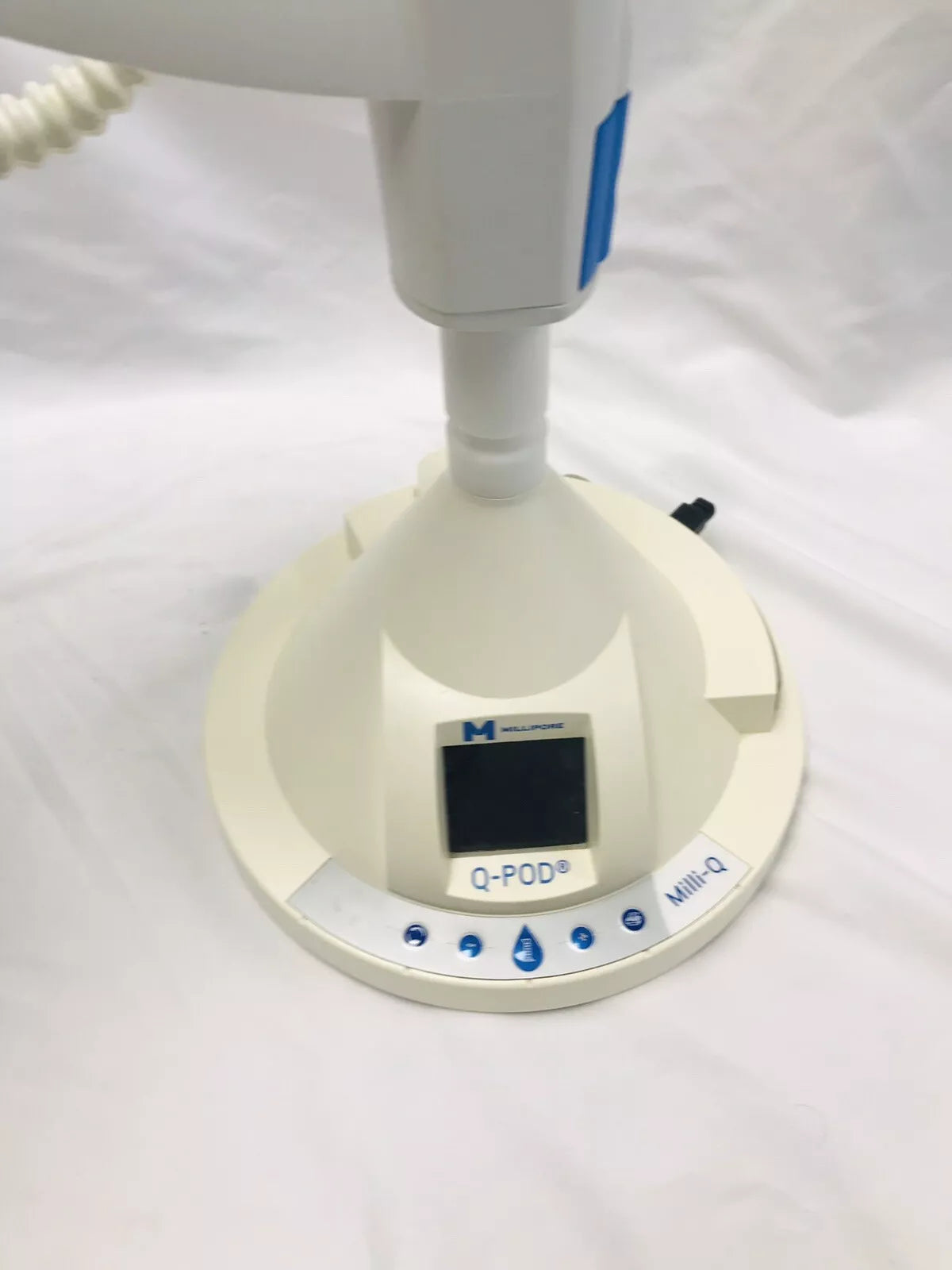 Millipore ZMQSP0D01 Q-Pod Remote Water Dispenser