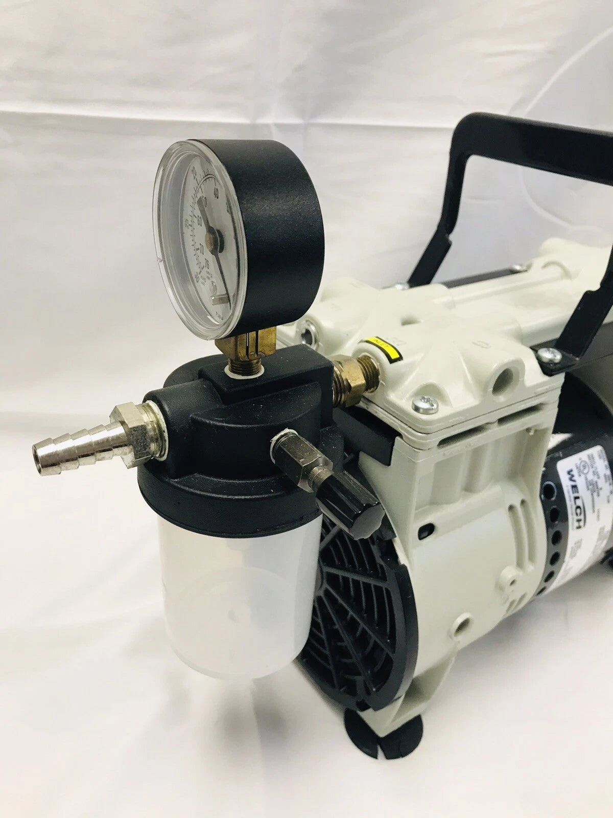Welch 2561B-50 Piston Vacuum Pump 0.333 hp 1 Phase 115V AC Tested Working