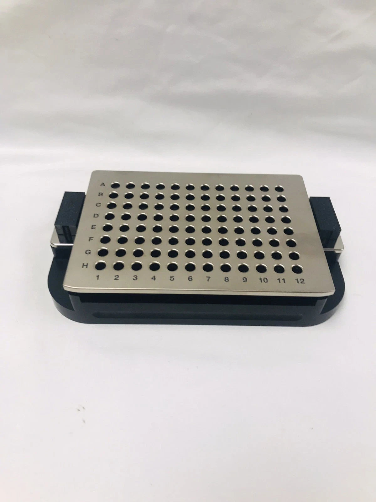 Bio-Rad QX200 Droplet Reader Plate Holder 12006834