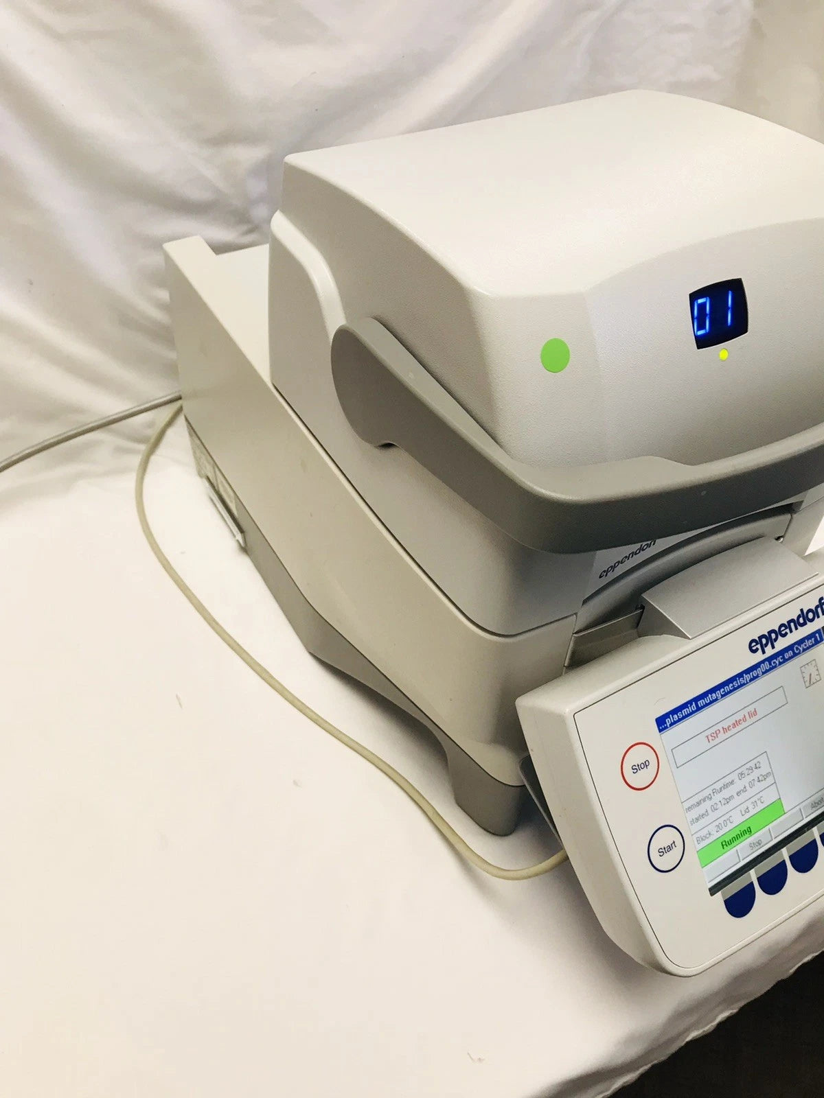 Eppendorf Mastercycler PRO S PCR Thermal Cycler 6325 W/ Controller TESTED