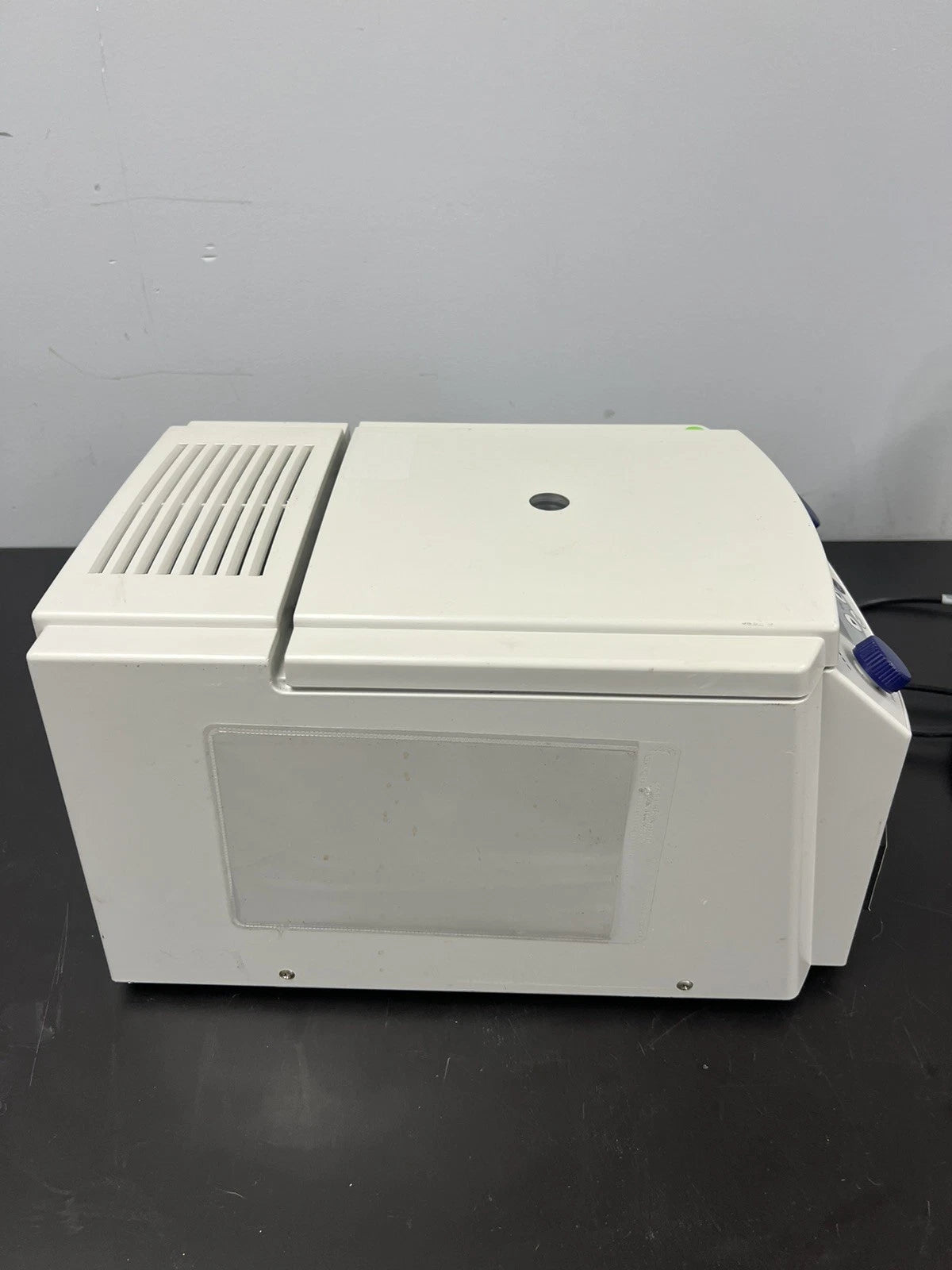 Eppendorf 5415R Refrigerated Centrifuge w/ F45-24-11 Rotor 5415 R Tested Working