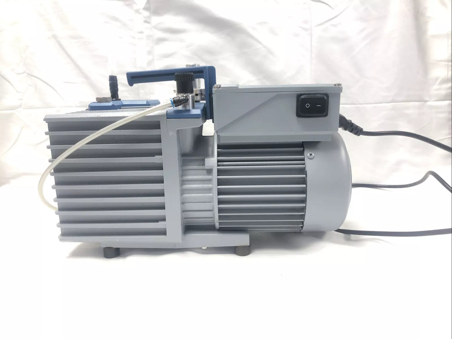Vacuubrand RE 6W Rotary Vane Vacuum Pump YEAR 2016 Tested Working