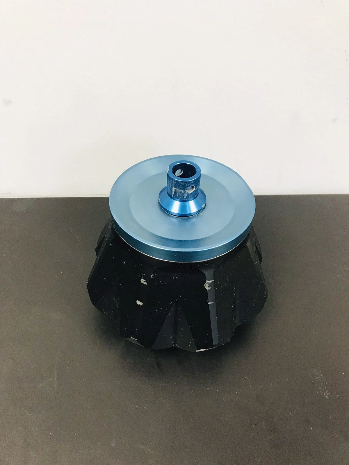 Thermo Scientific Du Pont Sorvall T-865 Fixed Angle Rotor 8 x 36 mL 65.000rpm