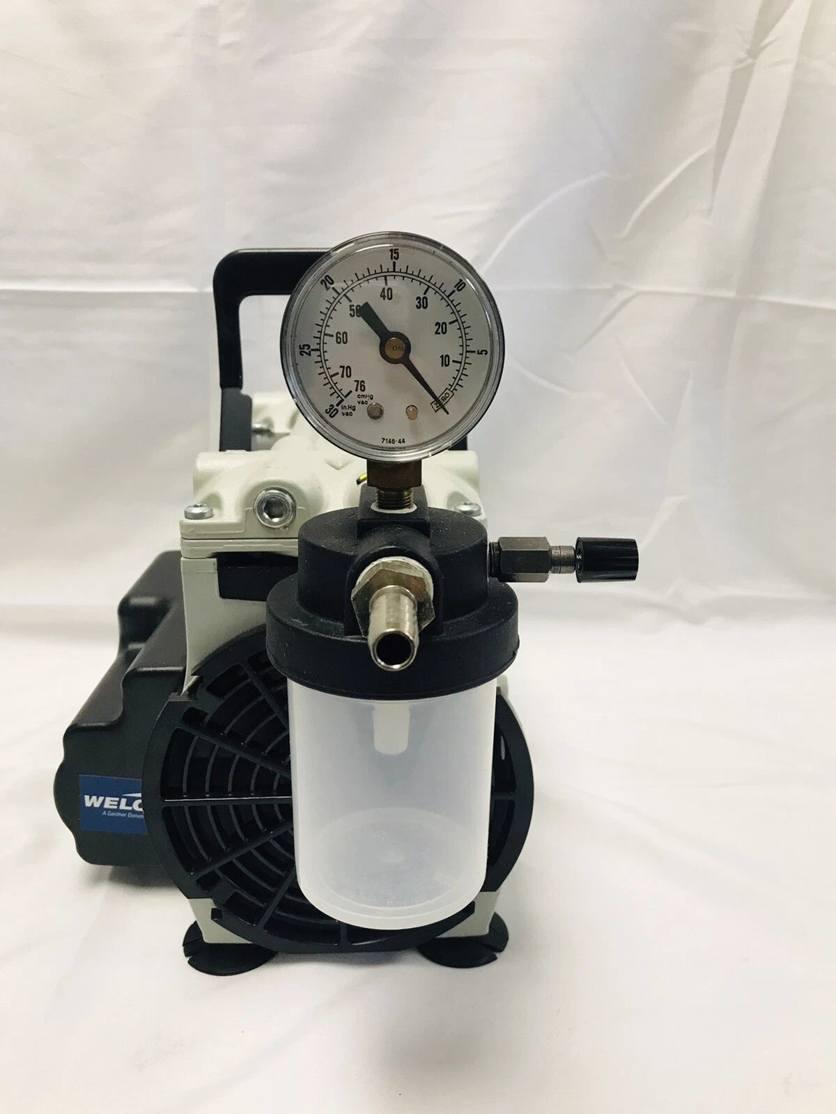 Welch 2561B-50 Piston Vacuum Pump 0.333 hp 1 Phase 115V AC Tested Working