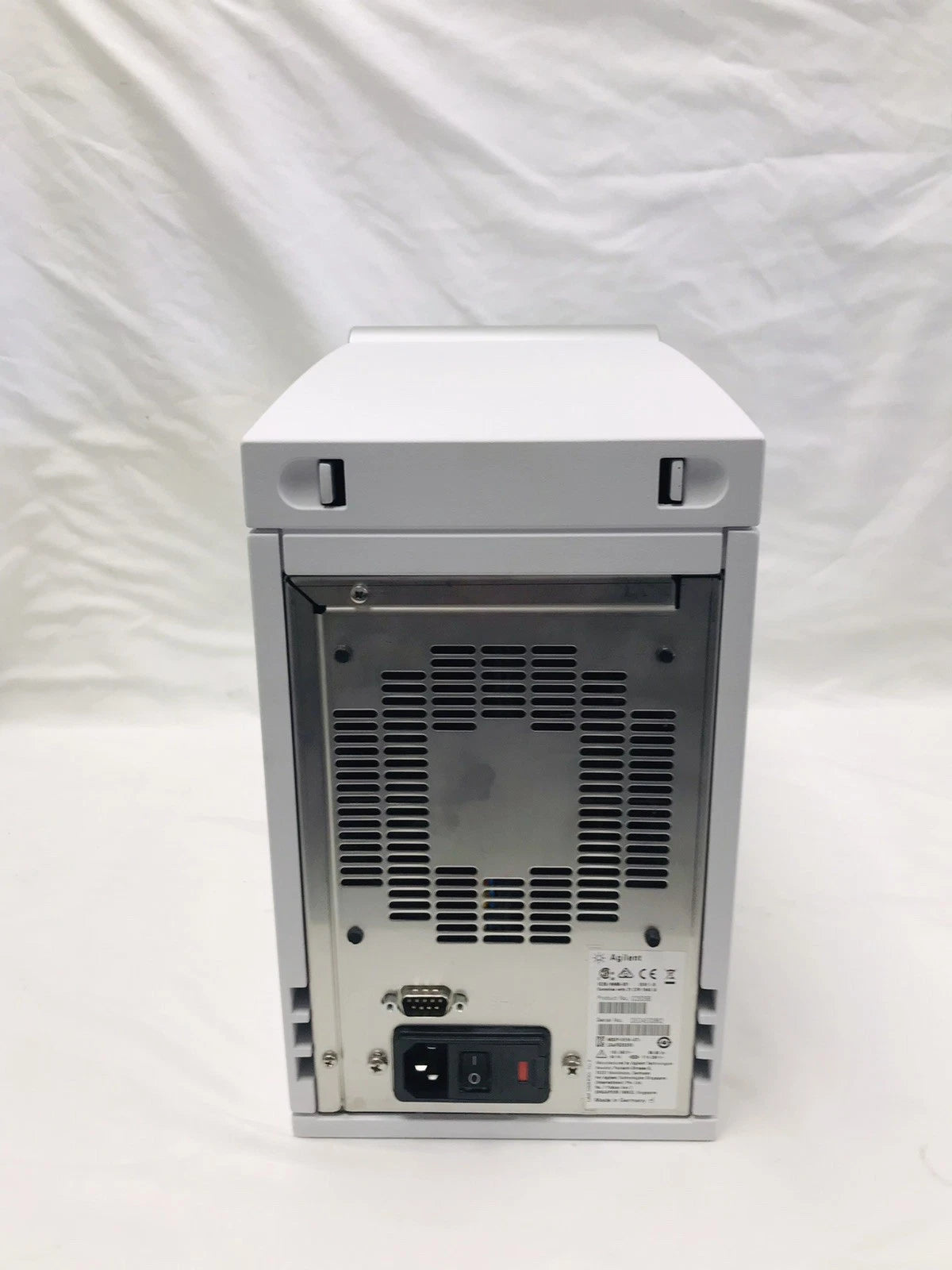 Agilent 2100 Bioanalyzer G2939B DNA Chip Reader